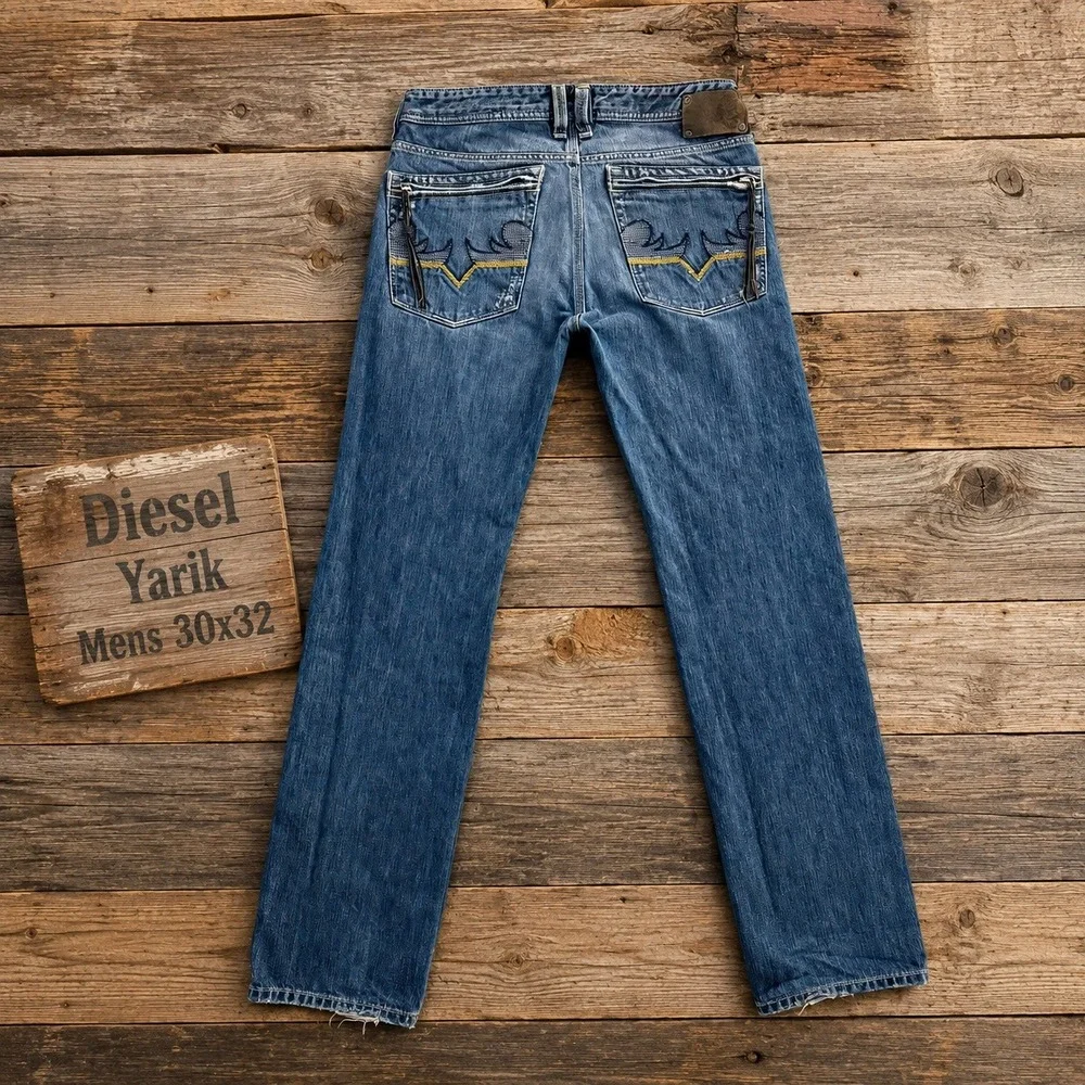 Diesel Yarik Mens 30x32 Straight Leg Distressed Blue Jeans Wash 0070Y Italy